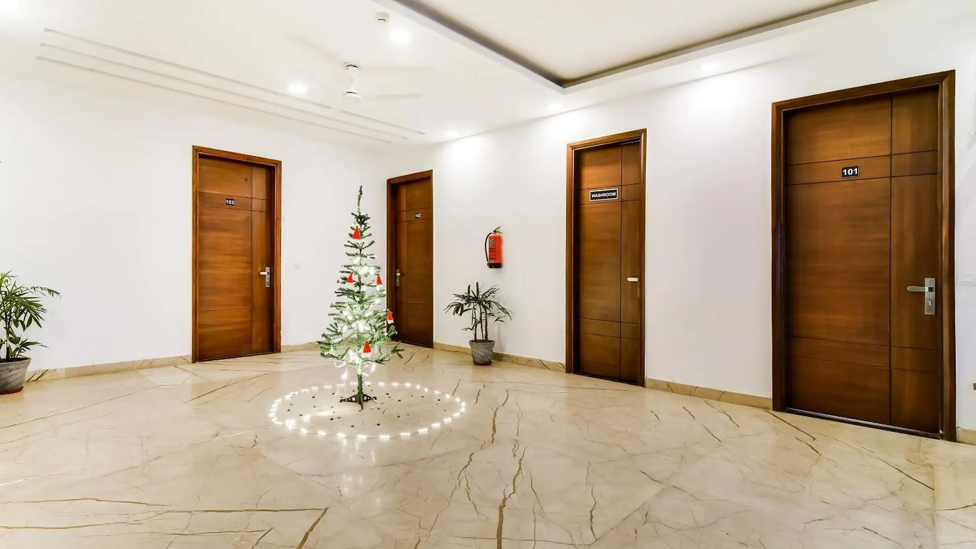 Hotel O Pink Stays Gurgaon