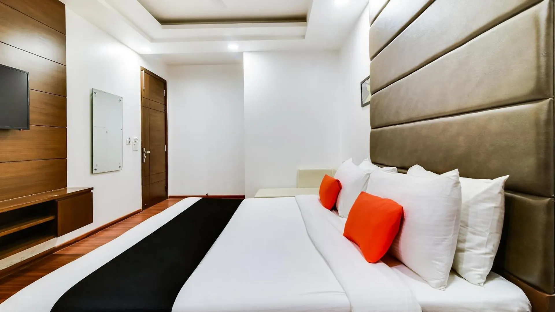 Hotel O Pink Stays Gurgaon